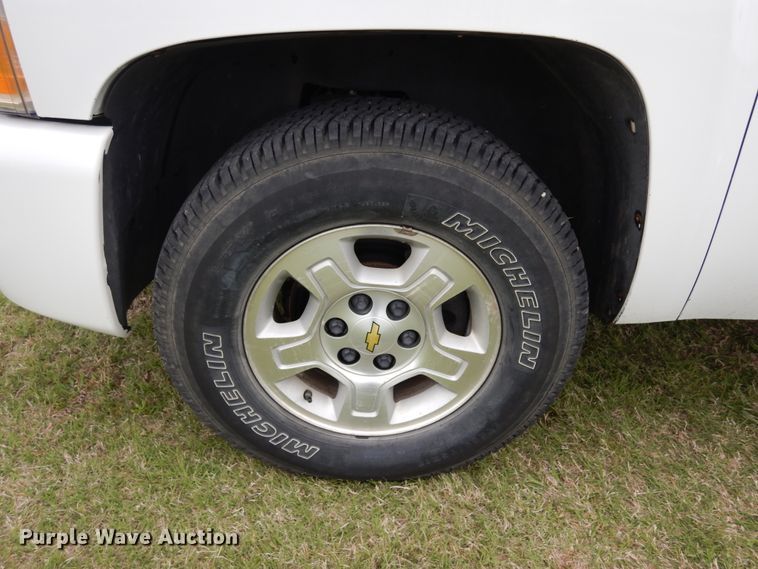 image for item KR9770 2007 Chevrolet Silverado 1500  Crew Cab pickup truck