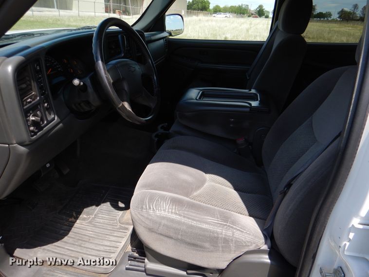 image for item KR9774 2006 Chevrolet Silverado 1500  Crew Cab pickup truck