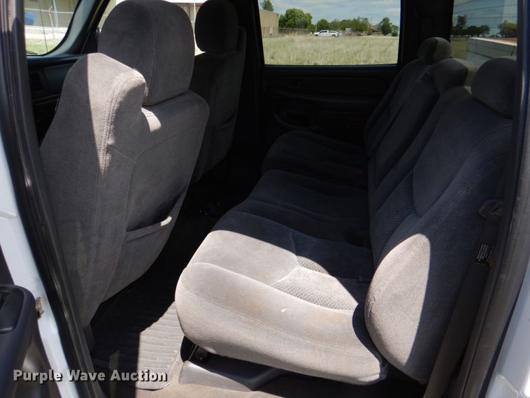 image for item KR9774 2006 Chevrolet Silverado 1500  Crew Cab pickup truck