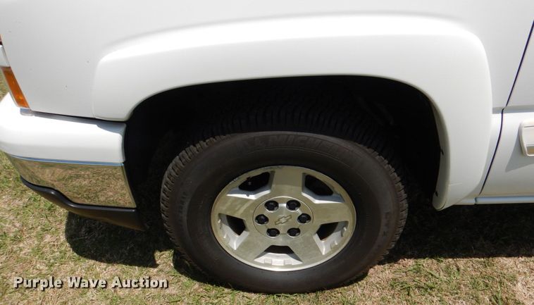 image for item KR9774 2006 Chevrolet Silverado 1500  Crew Cab pickup truck