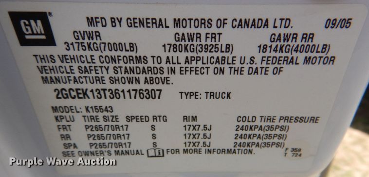 image for item KR9774 2006 Chevrolet Silverado 1500  Crew Cab pickup truck