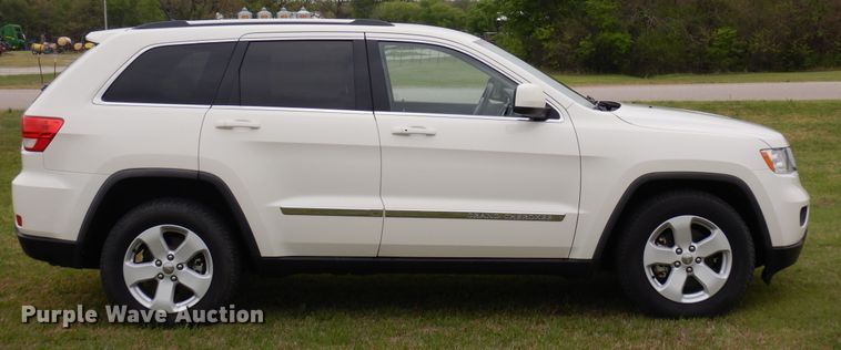image for item KR9780 2011 Jeep Grand Cherokee Laredo  SUV