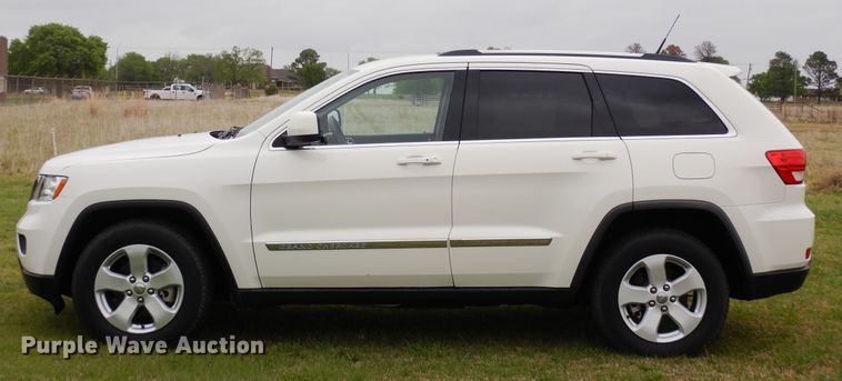 image for item KR9780 2011 Jeep Grand Cherokee Laredo  SUV