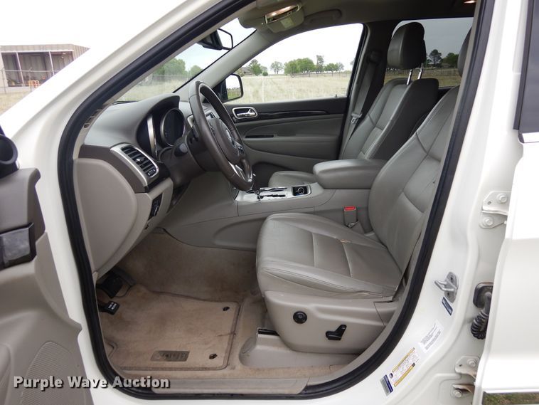 image for item KR9780 2011 Jeep Grand Cherokee Laredo  SUV