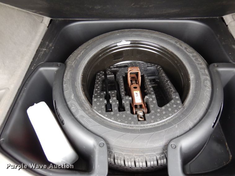 image for item KR9780 2011 Jeep Grand Cherokee Laredo  SUV