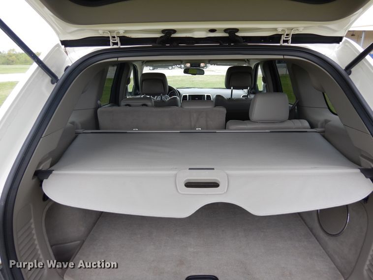 image for item KR9780 2011 Jeep Grand Cherokee Laredo  SUV