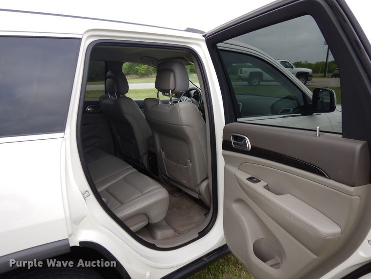 image for item KR9780 2011 Jeep Grand Cherokee Laredo  SUV