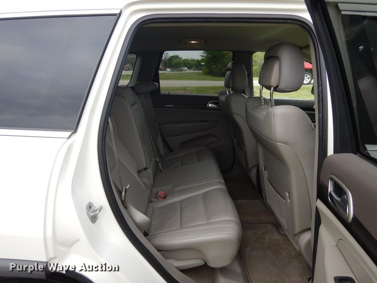 image for item KR9780 2011 Jeep Grand Cherokee Laredo  SUV