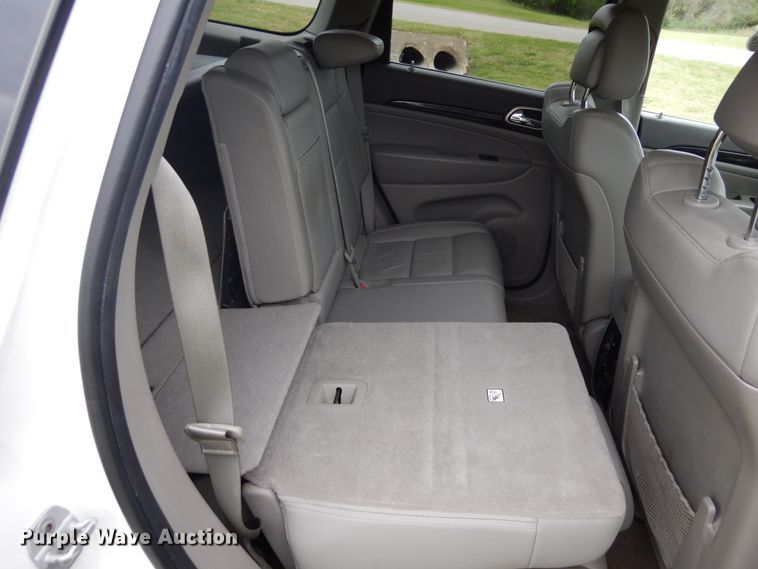 image for item KR9780 2011 Jeep Grand Cherokee Laredo  SUV