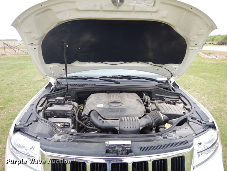 image for item KR9780 2011 Jeep Grand Cherokee Laredo  SUV