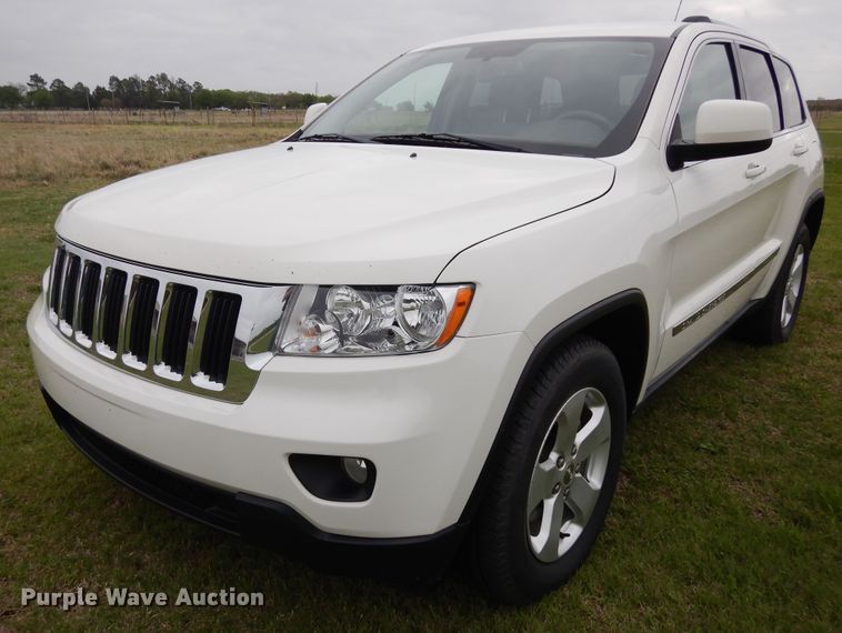 image for item KR9780 2011 Jeep Grand Cherokee Laredo  SUV