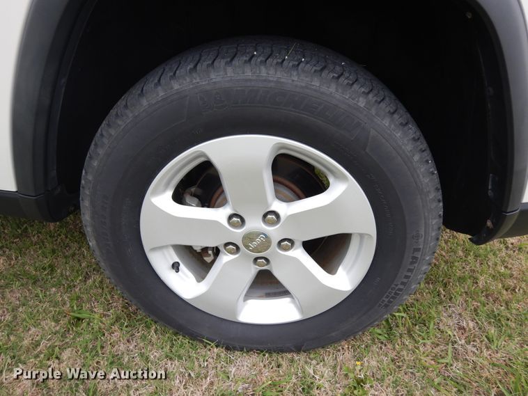 image for item KR9780 2011 Jeep Grand Cherokee Laredo  SUV