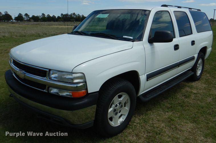 image for item KR9791 2004 Chevrolet Suburban  SUV