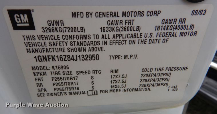 image for item KR9791 2004 Chevrolet Suburban  SUV