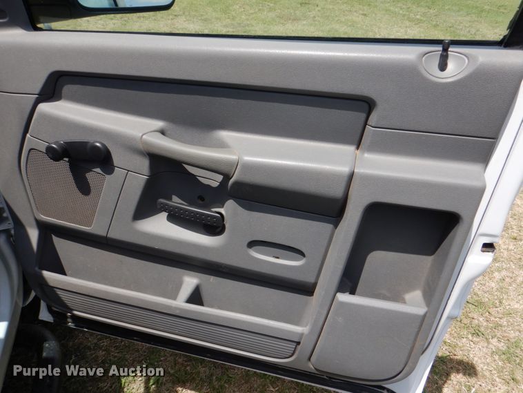 image for item KR9792 2008 Dodge Ram 3500HD  bale bed pickup truck