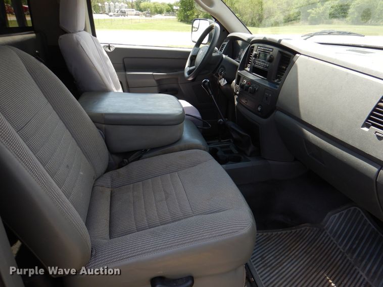 image for item KR9792 2008 Dodge Ram 3500HD  bale bed pickup truck