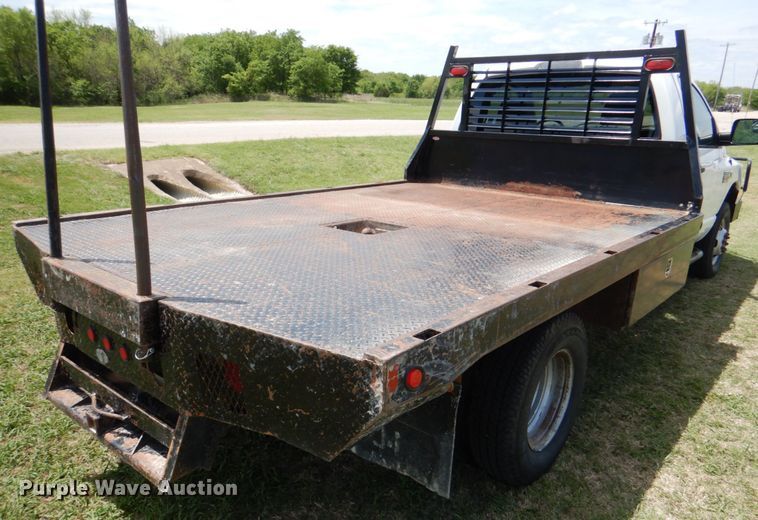 image for item KR9792 2008 Dodge Ram 3500HD  bale bed pickup truck