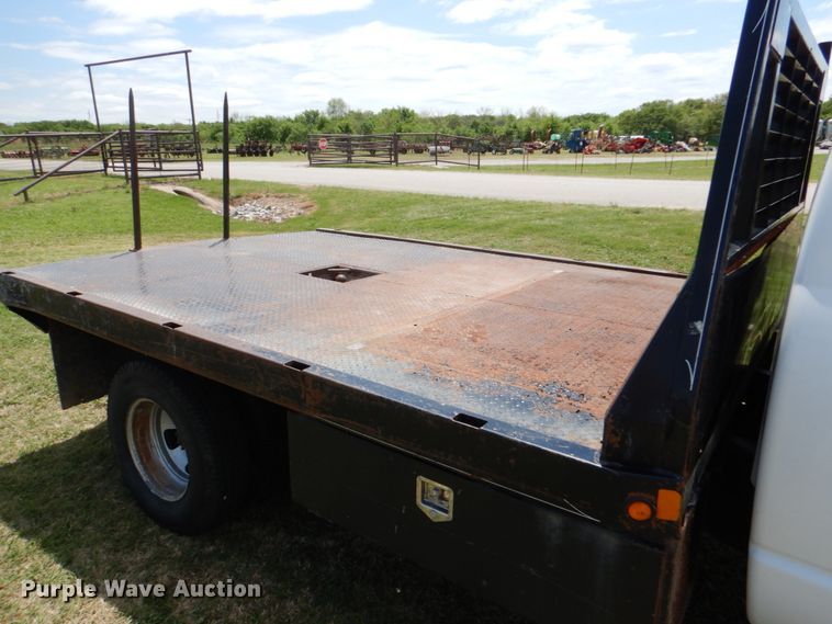 image for item KR9792 2008 Dodge Ram 3500HD  bale bed pickup truck