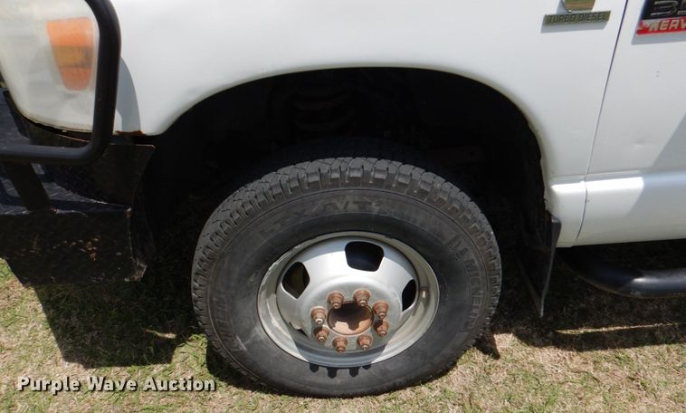 image for item KR9792 2008 Dodge Ram 3500HD  bale bed pickup truck