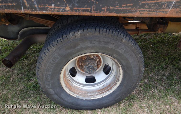 image for item KR9792 2008 Dodge Ram 3500HD  bale bed pickup truck