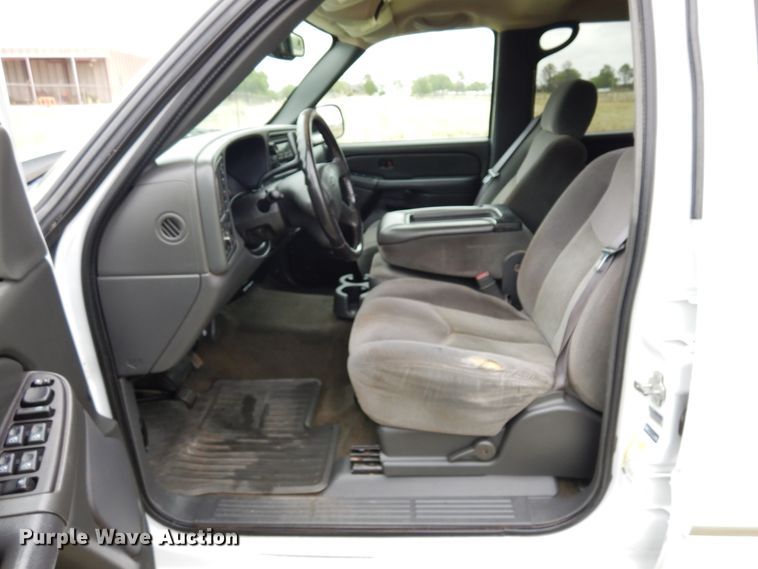 image for item KR9793 2006 Chevrolet Silverado 1500  Crew Cab pickup truck