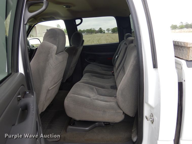 image for item KR9793 2006 Chevrolet Silverado 1500  Crew Cab pickup truck