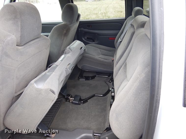 image for item KR9793 2006 Chevrolet Silverado 1500  Crew Cab pickup truck