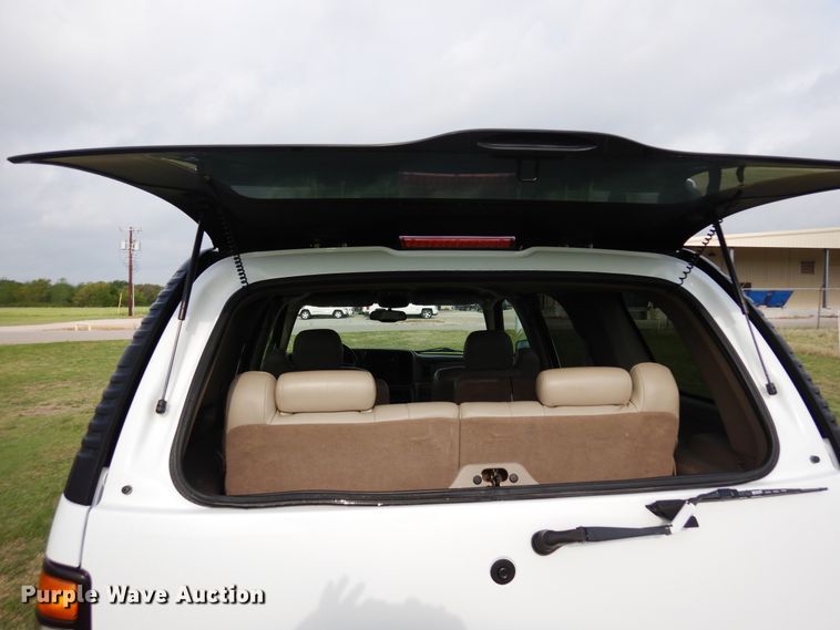 image for item KR9795 2004 Chevrolet Tahoe  SUV