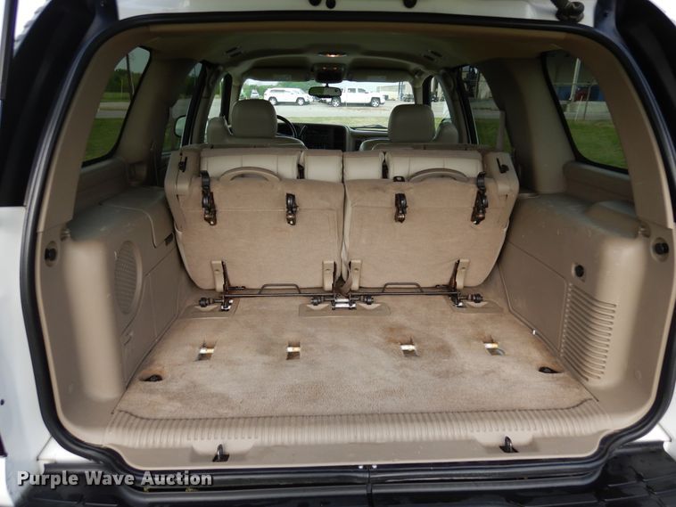 image for item KR9795 2004 Chevrolet Tahoe  SUV