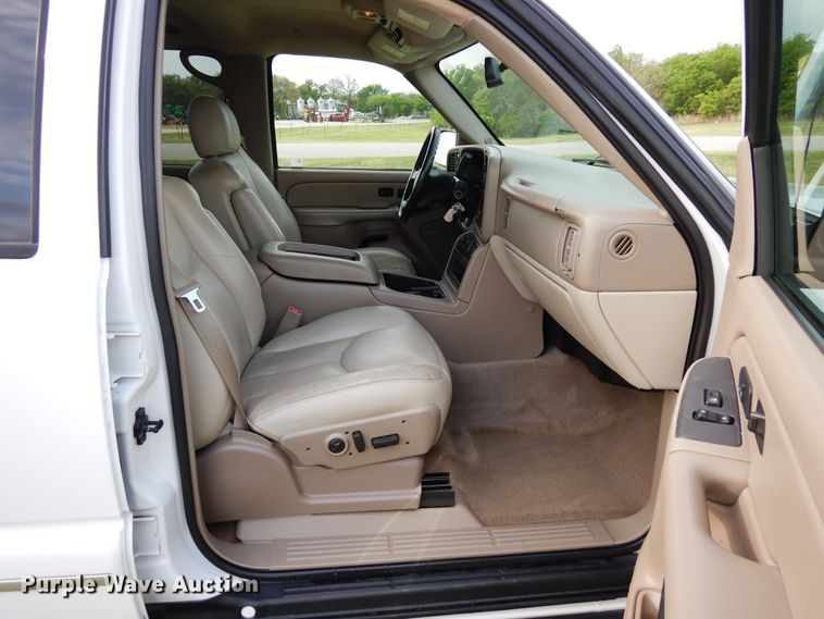 image for item KR9795 2004 Chevrolet Tahoe  SUV