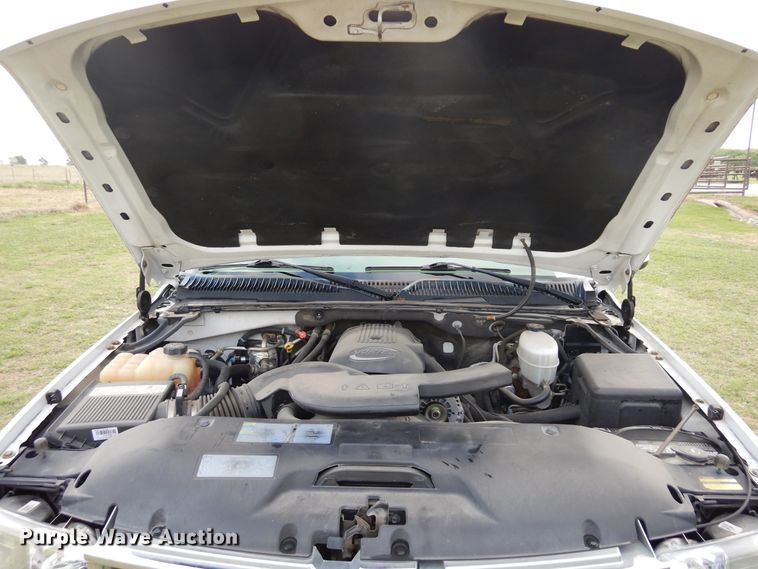 image for item KR9795 2004 Chevrolet Tahoe  SUV