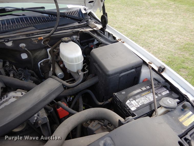 image for item KR9795 2004 Chevrolet Tahoe  SUV