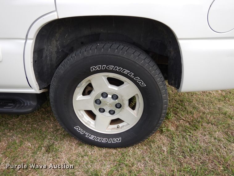 image for item KR9795 2004 Chevrolet Tahoe  SUV