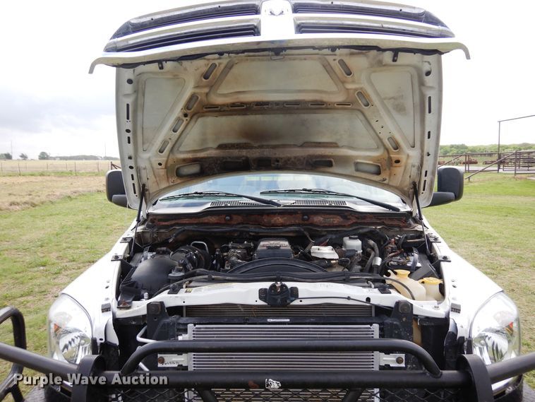 image for item KR9796 2007 Dodge Ram 3500HD  bale bed pickup truck