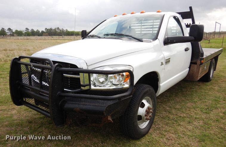 image for item KR9796 2007 Dodge Ram 3500HD  bale bed pickup truck