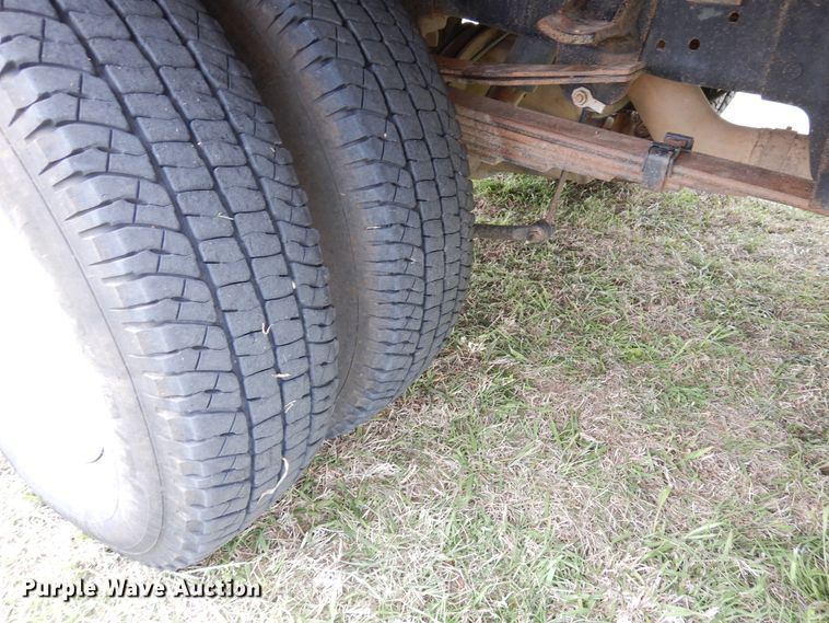 image for item KR9796 2007 Dodge Ram 3500HD  bale bed pickup truck