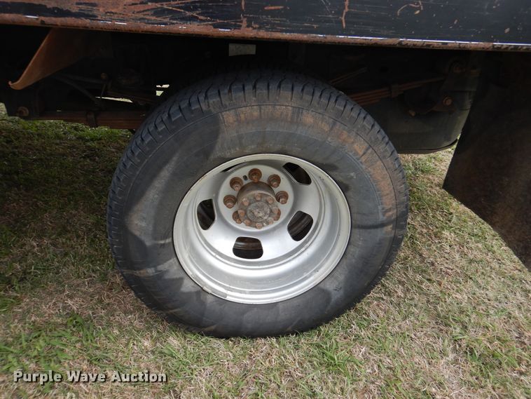 image for item KR9796 2007 Dodge Ram 3500HD  bale bed pickup truck