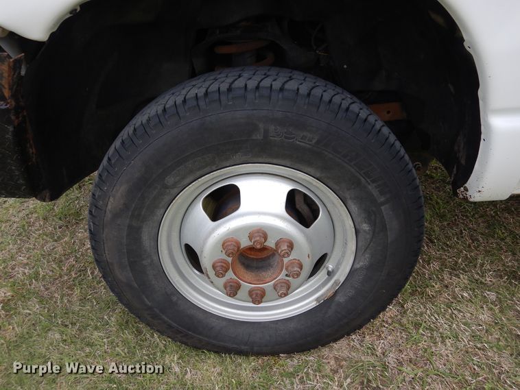 image for item KR9796 2007 Dodge Ram 3500HD  bale bed pickup truck