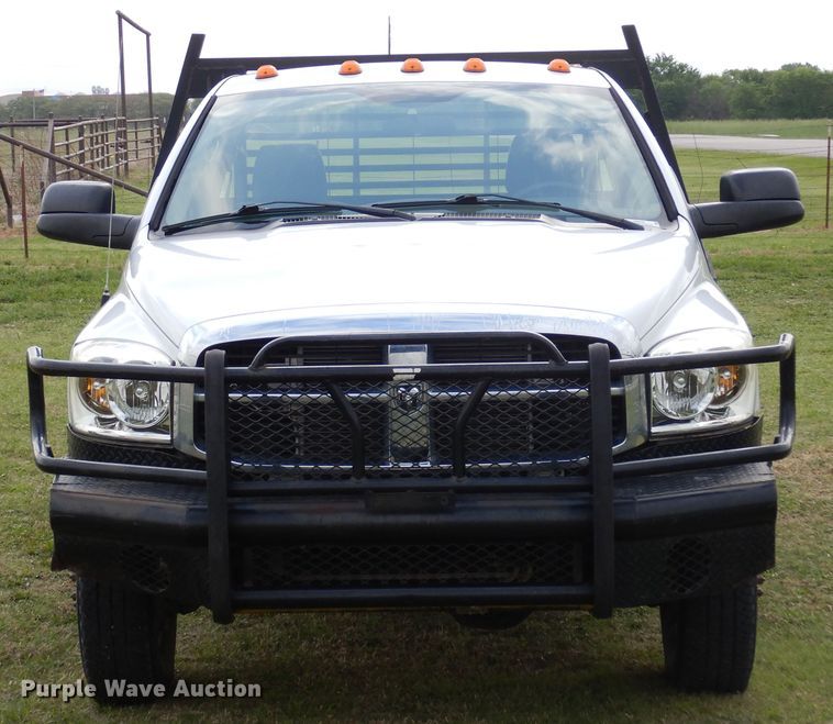 image for item KR9797 2007 Dodge Ram 3500HD  bale bed pickup truck