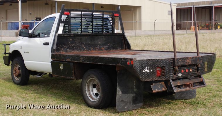 image for item KR9797 2007 Dodge Ram 3500HD  bale bed pickup truck