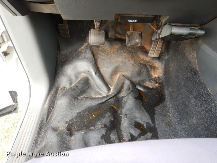 image for item KR9797 2007 Dodge Ram 3500HD  bale bed pickup truck