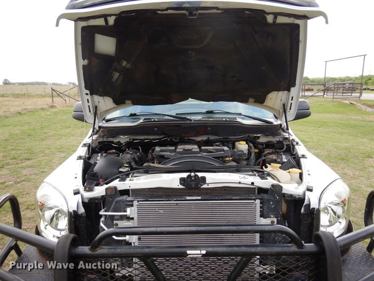 image for item KR9797 2007 Dodge Ram 3500HD  bale bed pickup truck