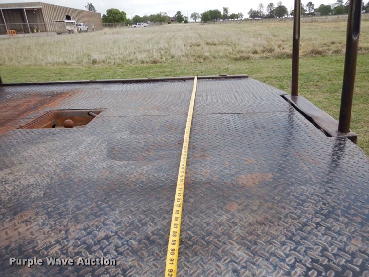 image for item KR9797 2007 Dodge Ram 3500HD  bale bed pickup truck