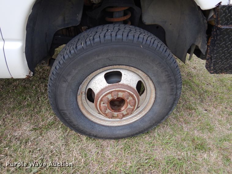 image for item KR9797 2007 Dodge Ram 3500HD  bale bed pickup truck