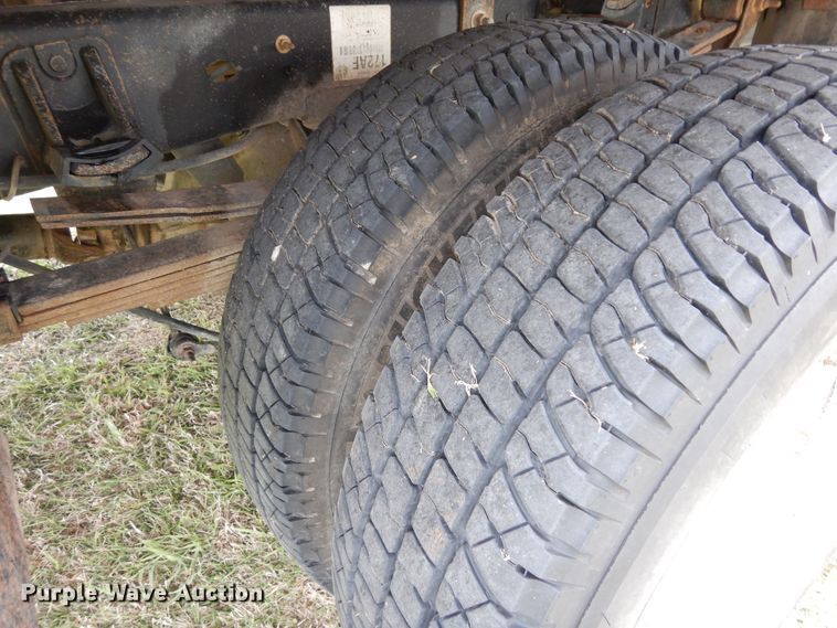 image for item KR9797 2007 Dodge Ram 3500HD  bale bed pickup truck