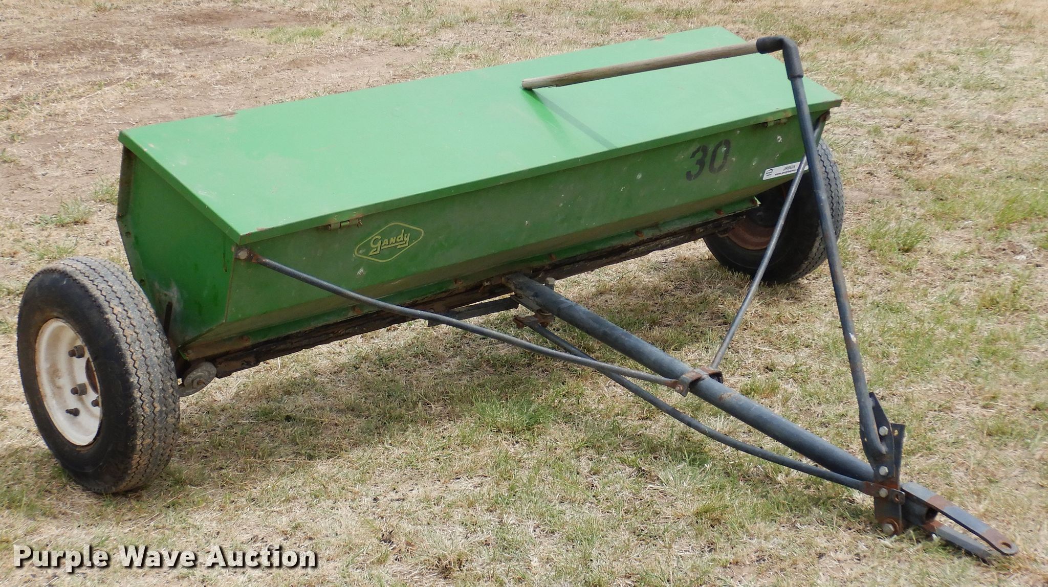 Gandy 6505 drop spreader in Ardmore, OK Item JR9524 sold Purple Wave