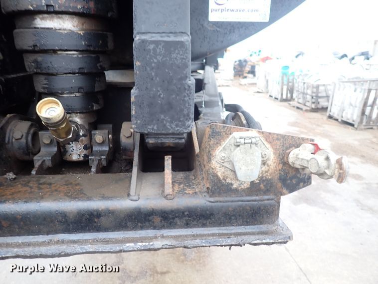 image for item DI1837 2002 Ranco  end dump trailer