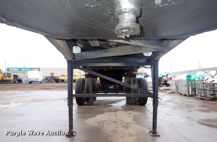 image for item DI1837 2002 Ranco  end dump trailer