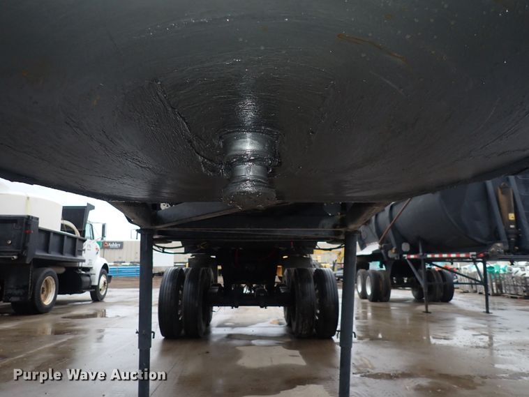 image for item DI1838 2008 Ranco  end dump trailer