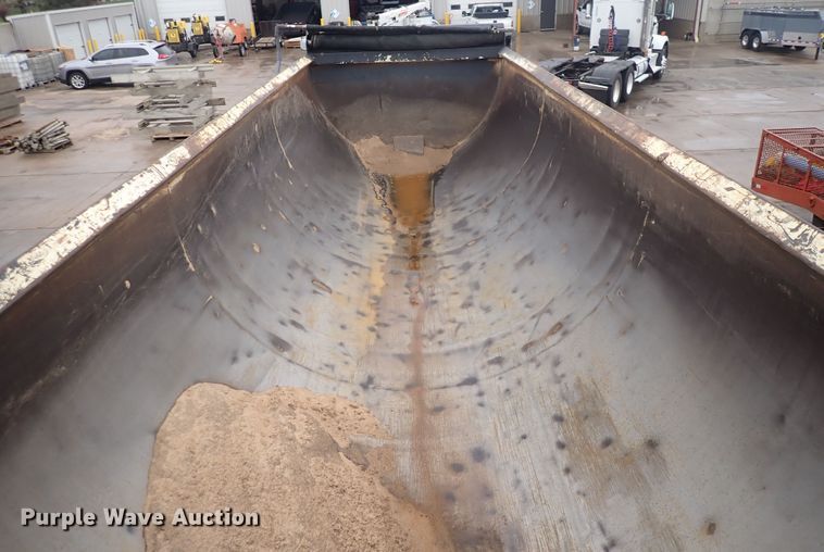 image for item DI1838 2008 Ranco  end dump trailer